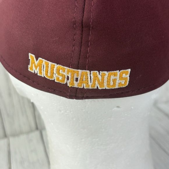 Vintage Midwestern State Mustangs Hat Cap Red Yellow Collegiate‎ THE GAME Small - Picture 4 of 16